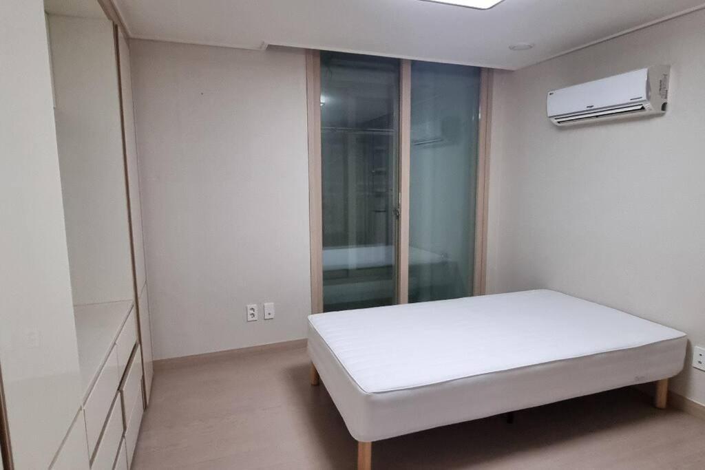 Dongtan W House R1101 Apartamento Hwaseong Exterior foto